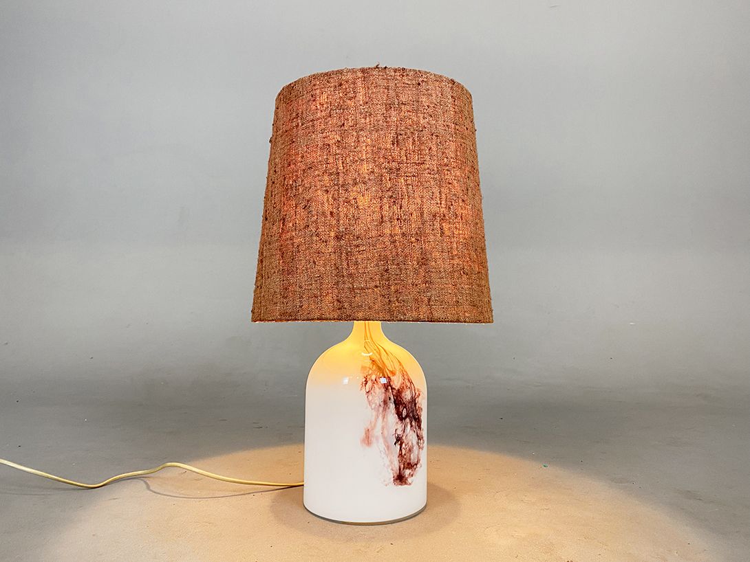 Foto Brown and White Table Lamp h53