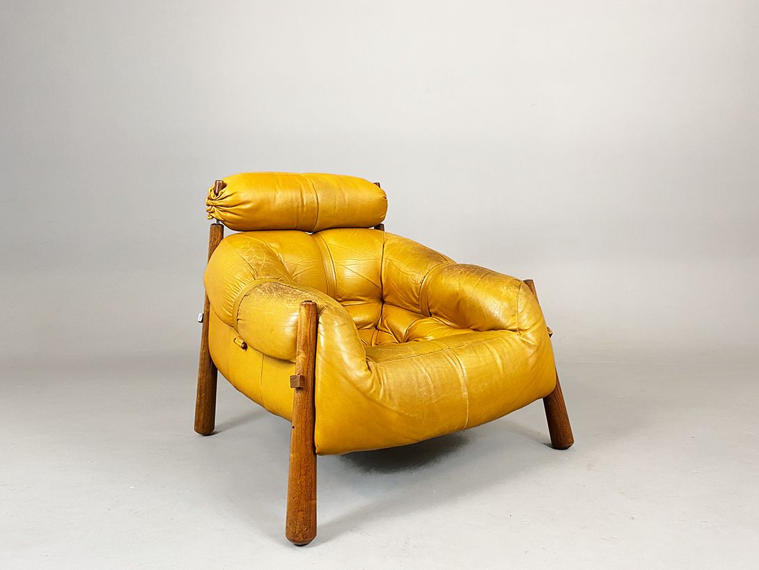 Foto MP81 Brazilian Rosewood Mikado Caramel Leather Armchair, 1962