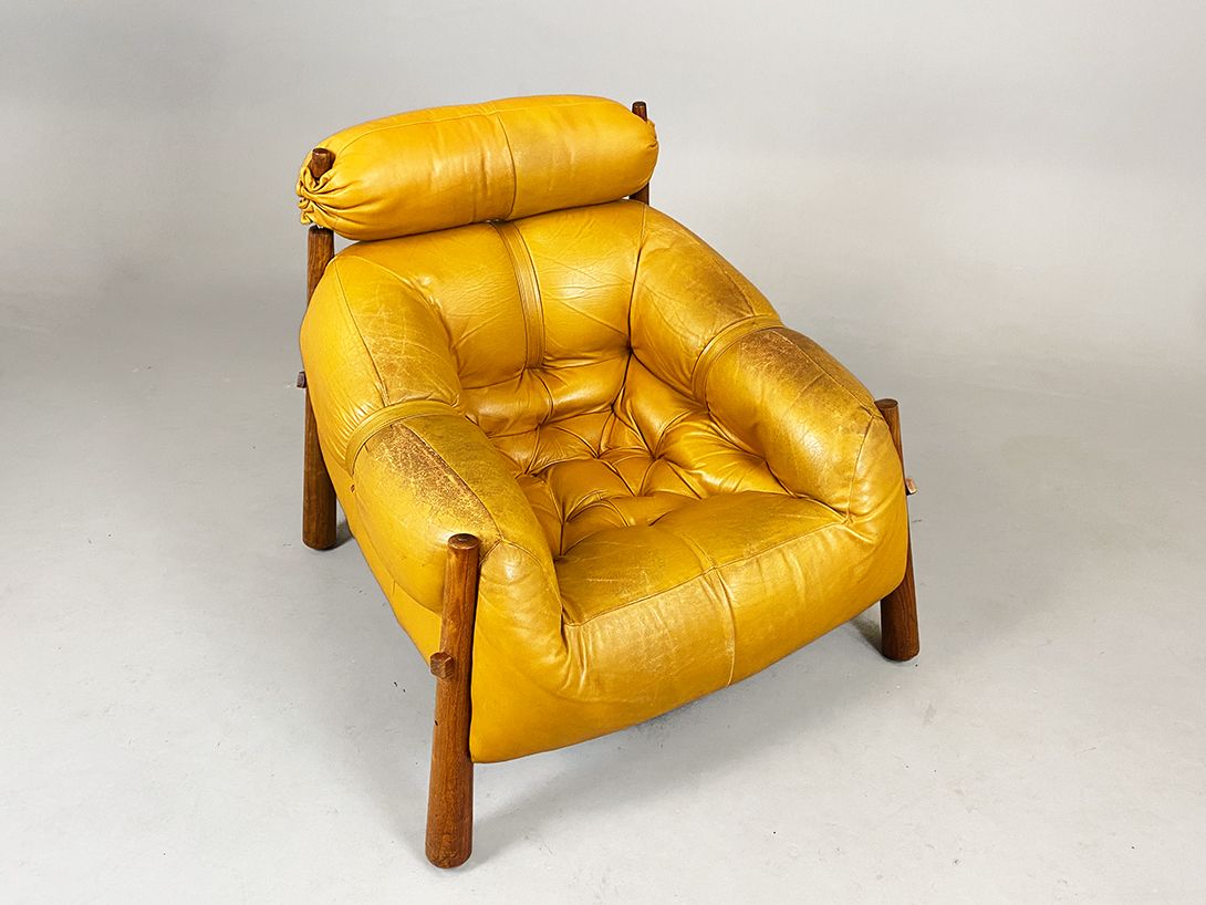 Foto MP81 Brazilian Rosewood Mikado Caramel Leather Armchair, 1962