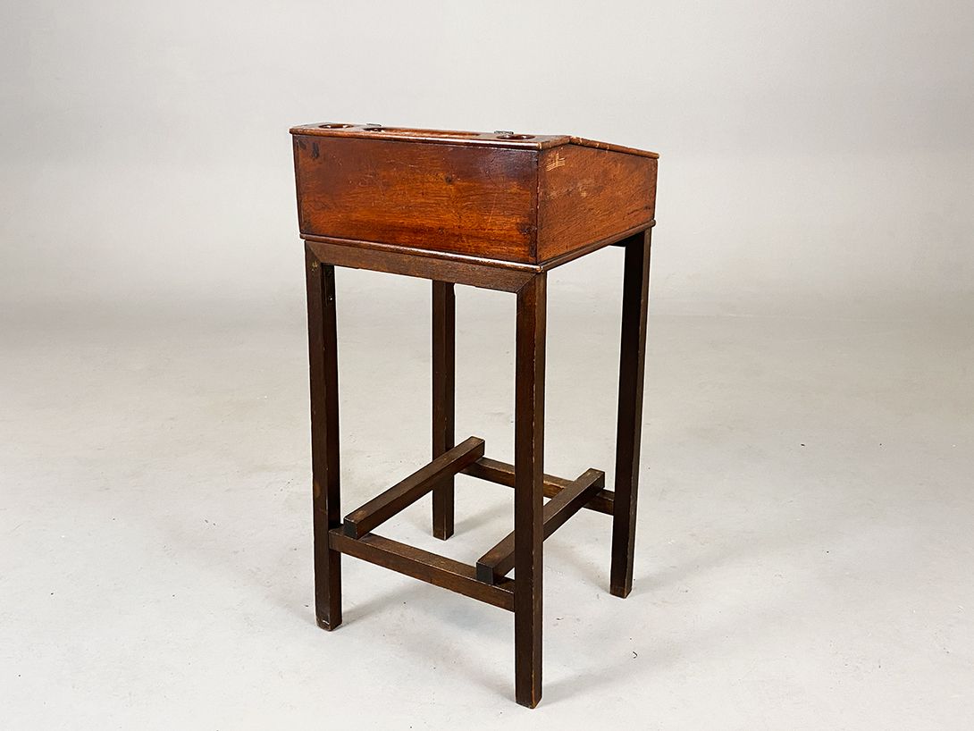 Foto Rustic Wooden Secretary with Drawers h80x41x37
