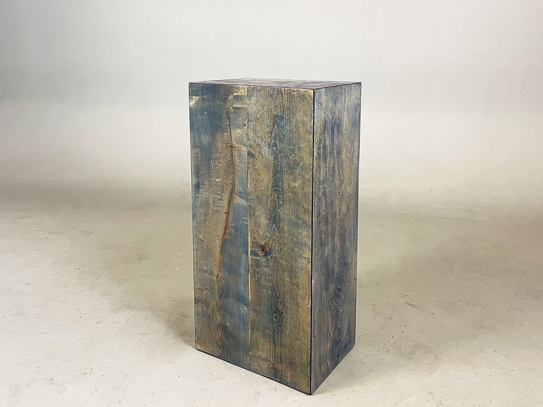 Foto Big Blue Wooden Display h73
