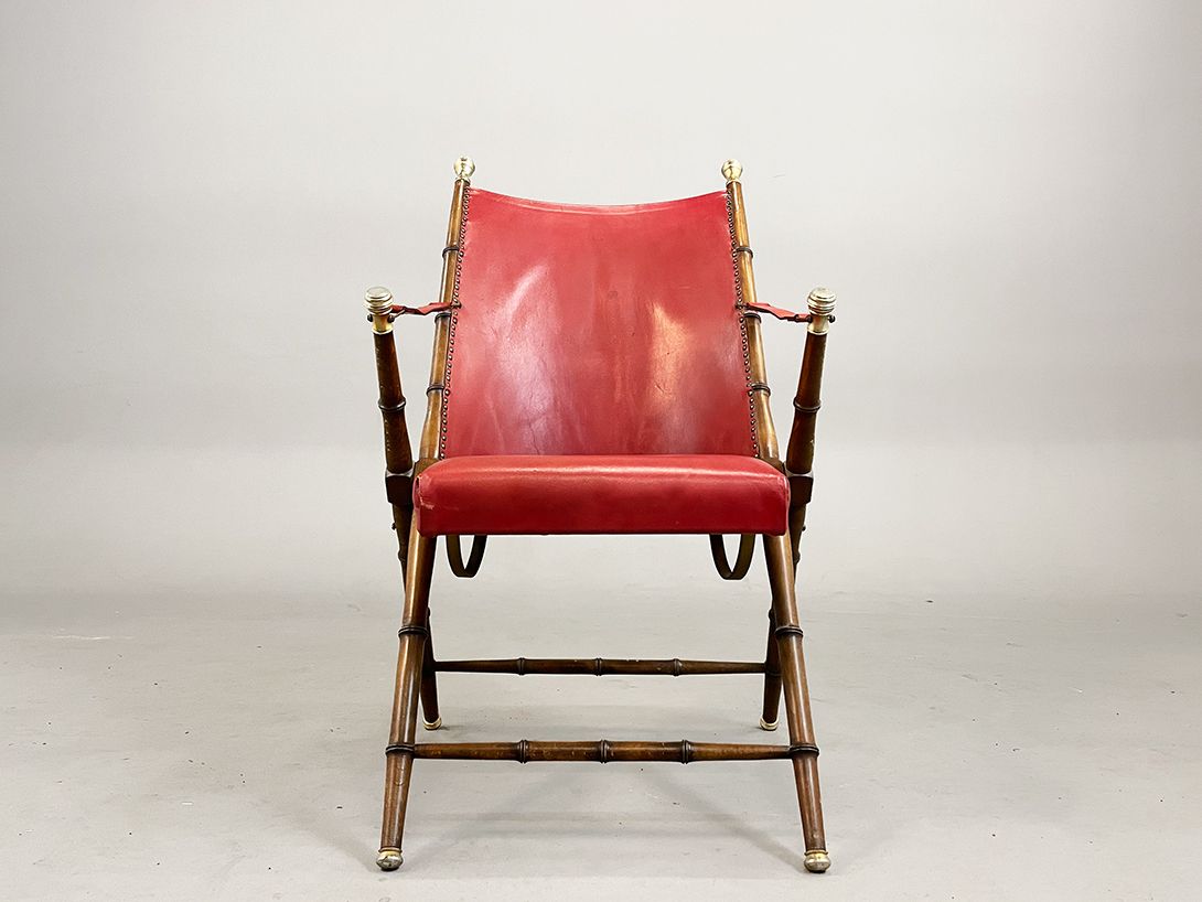 Foto Red Foldable Leather Armchair