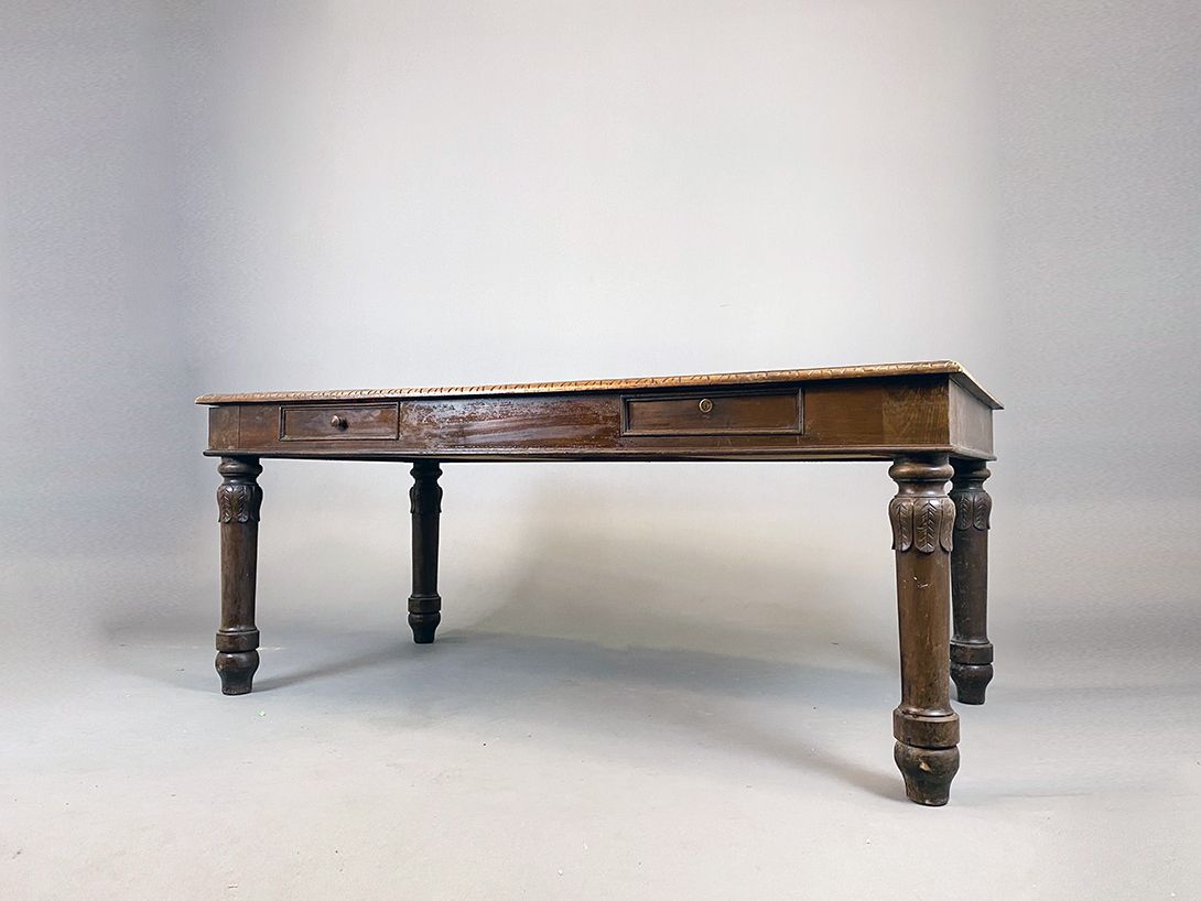 Foto Huge Wooden Desk with Drawers and Green Top h80x200x100