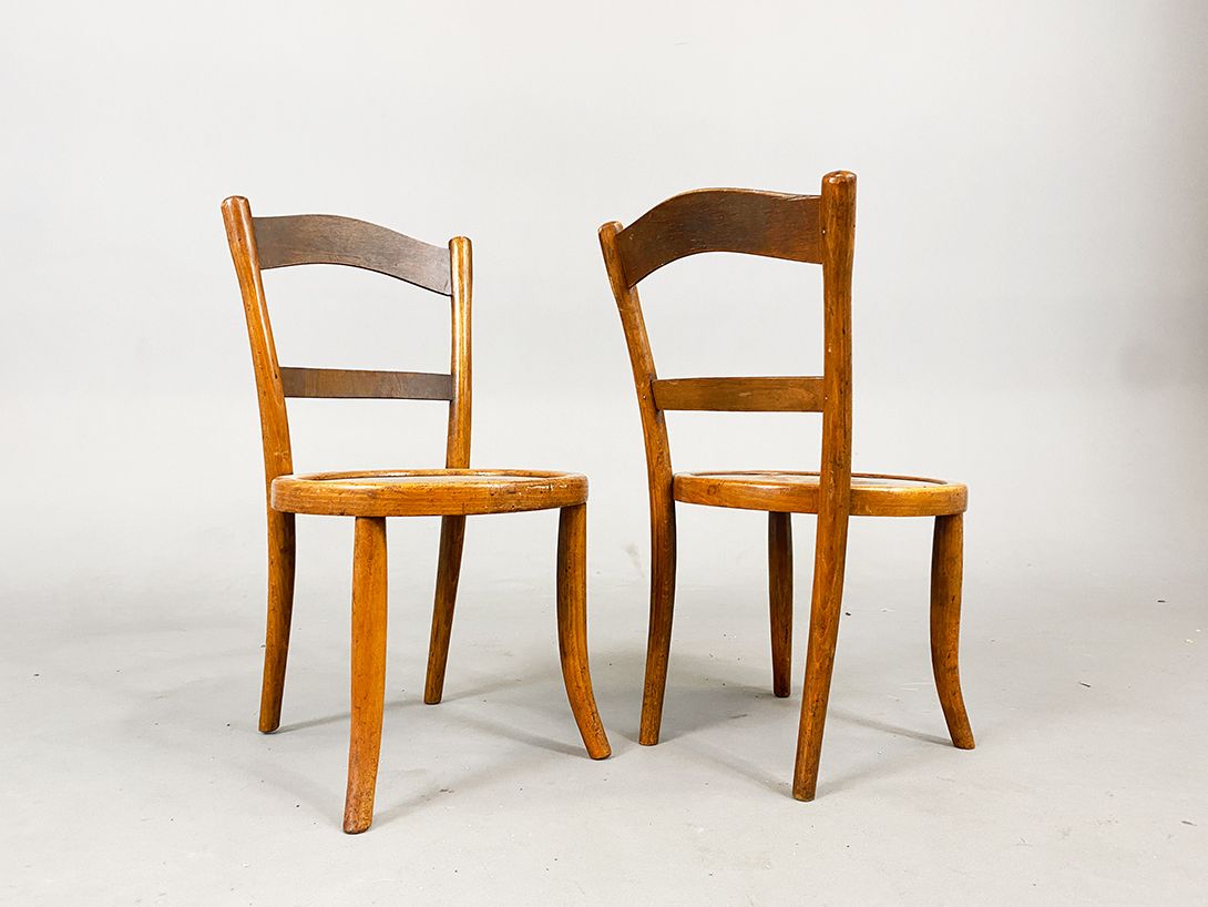 Foto Children&#8217;s Chair with Engravings h60x23x33