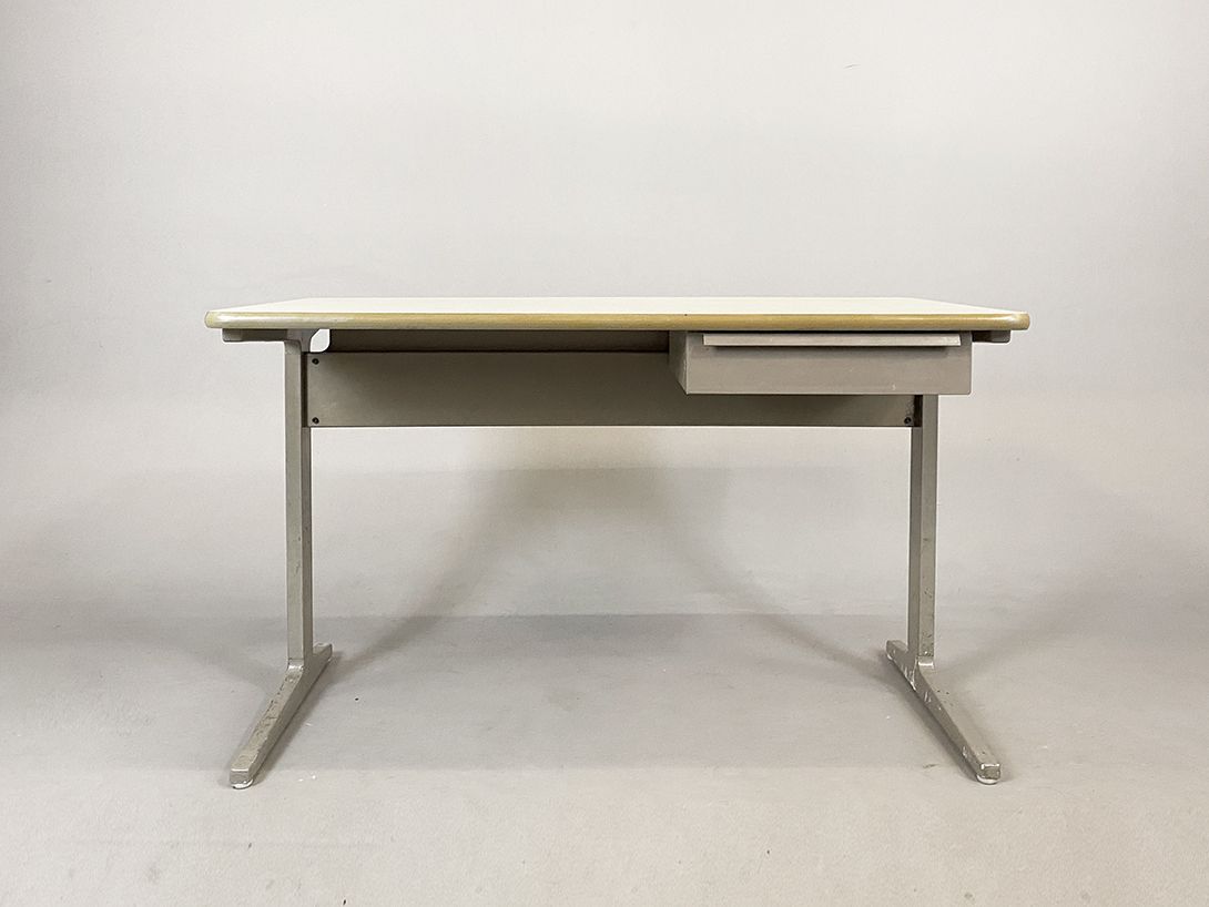 Foto Sage Green Metal School Desk h75x125x63