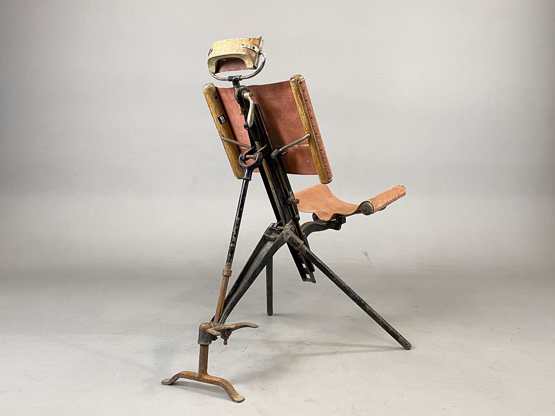 Foto Antique Rose Military Field Hospital First World War Chair France h110x70x110