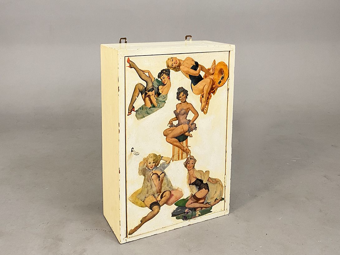 Foto Pinup Girl Wall Cabinet