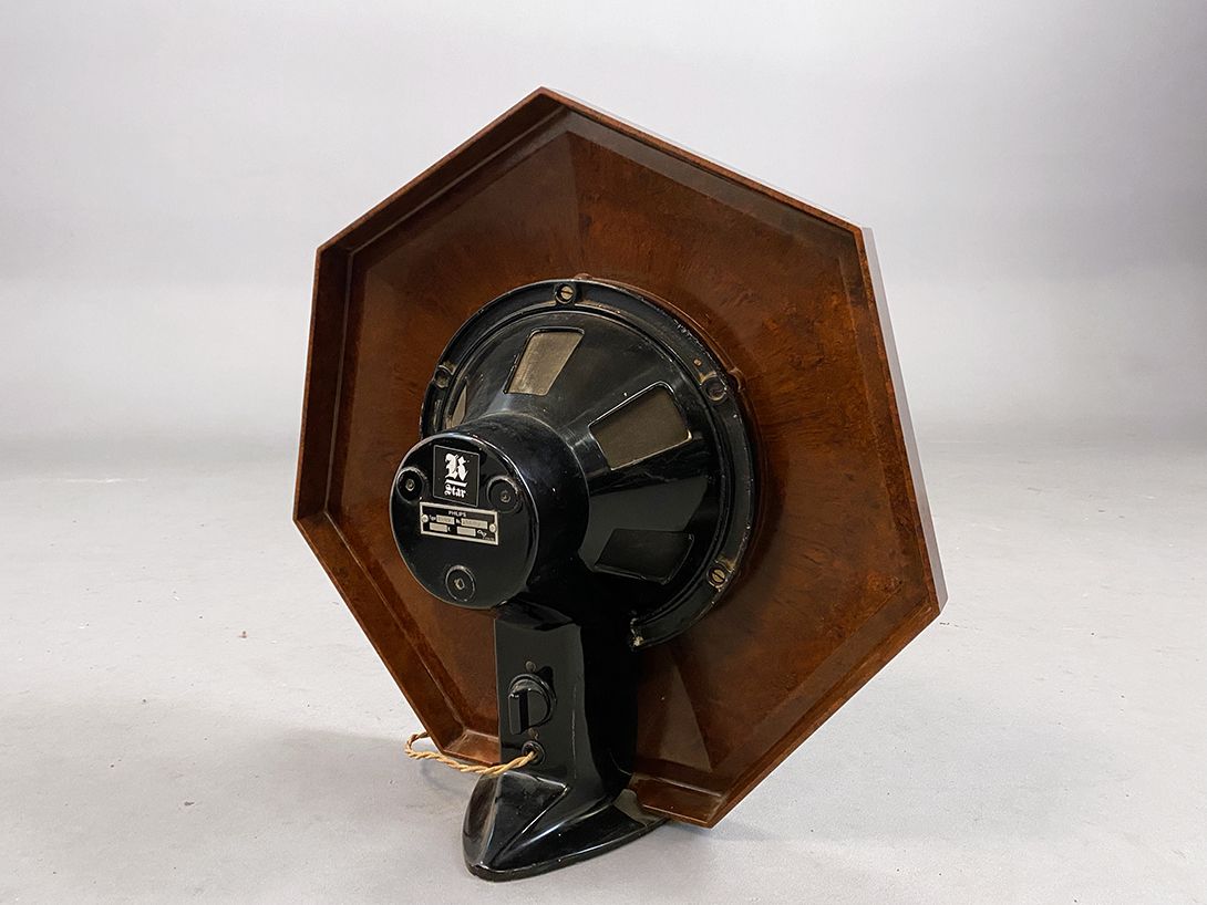 Foto Heptagonal Amplifier by Philips h48x48x16
