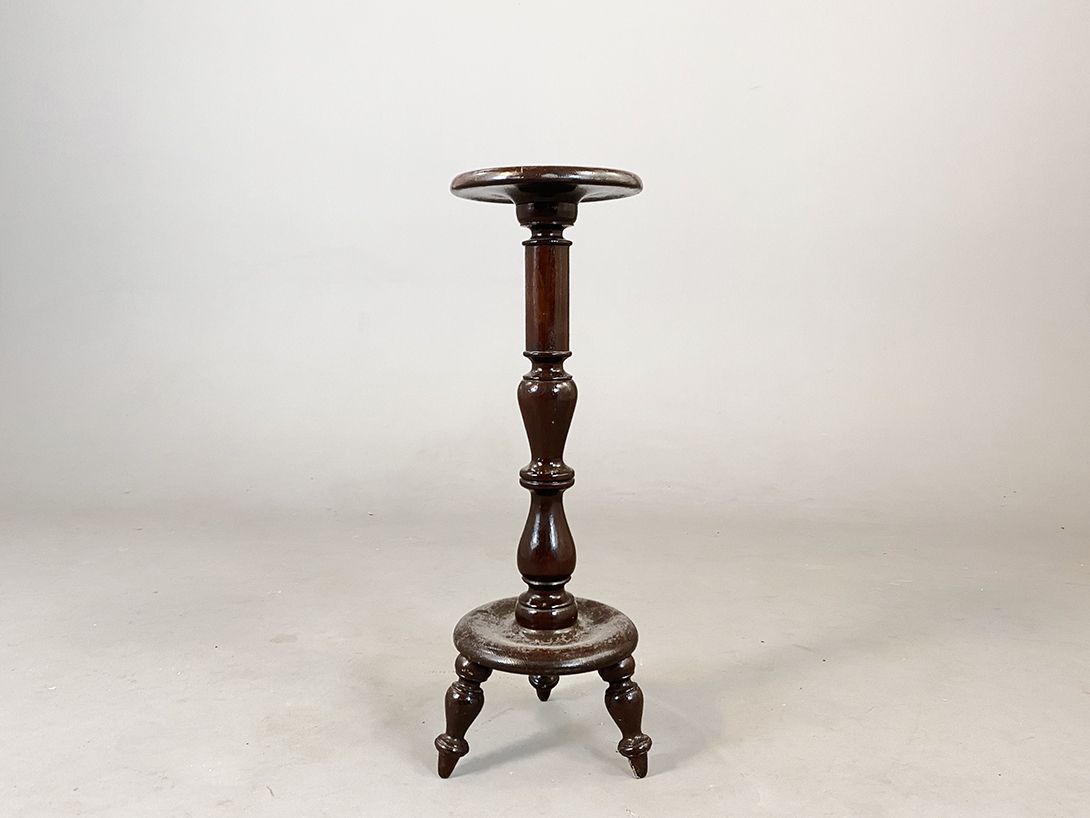 Foto Dark Wooden Candle Stand Column h77