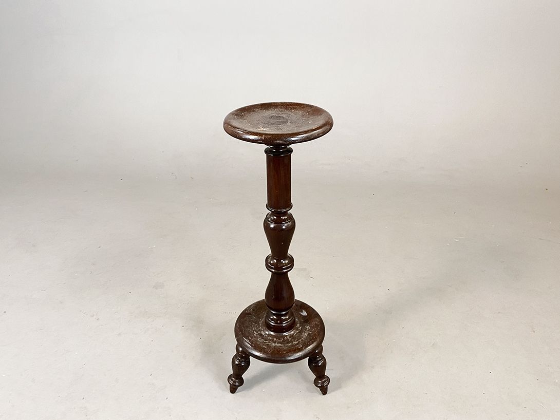 Foto Dark Wooden Candle Stand Column h77
