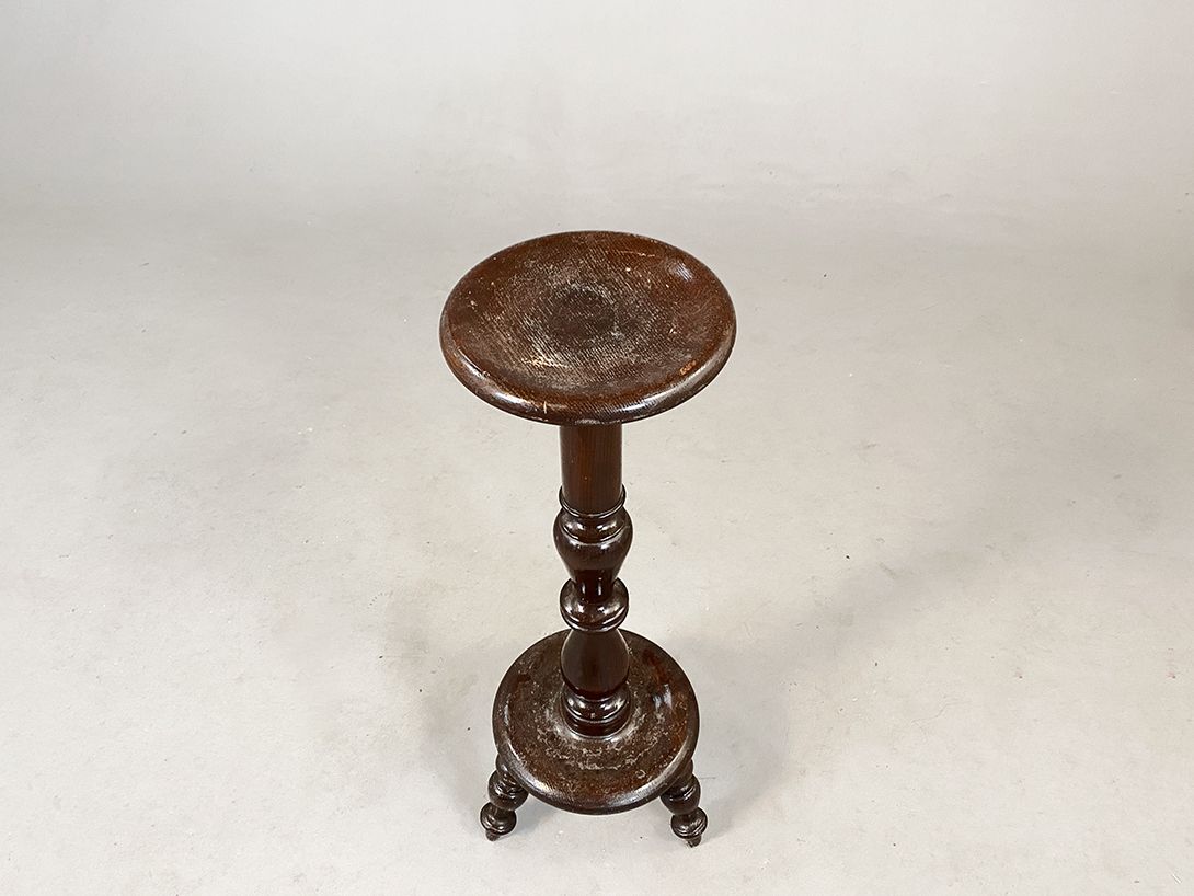 Foto Dark Wooden Candle Stand Column h77
