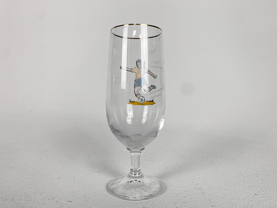 Foto Soccer Beer Glass with the Names of Eastern German Football Clubs