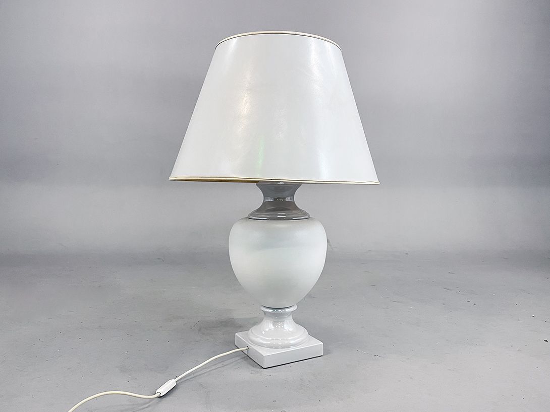 Foto Big White Table Lamp h89