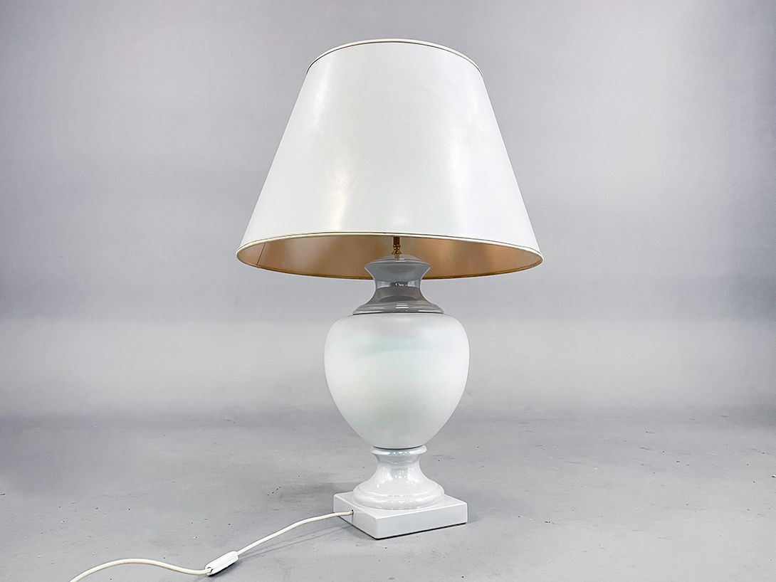 Foto Big White Table Lamp h89