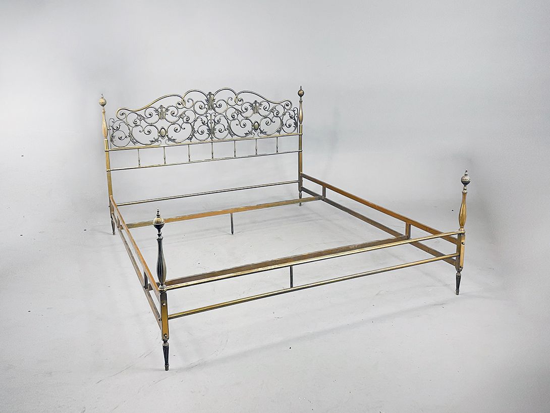 Foto Ornate Brass Bed Frame 205&#215;178