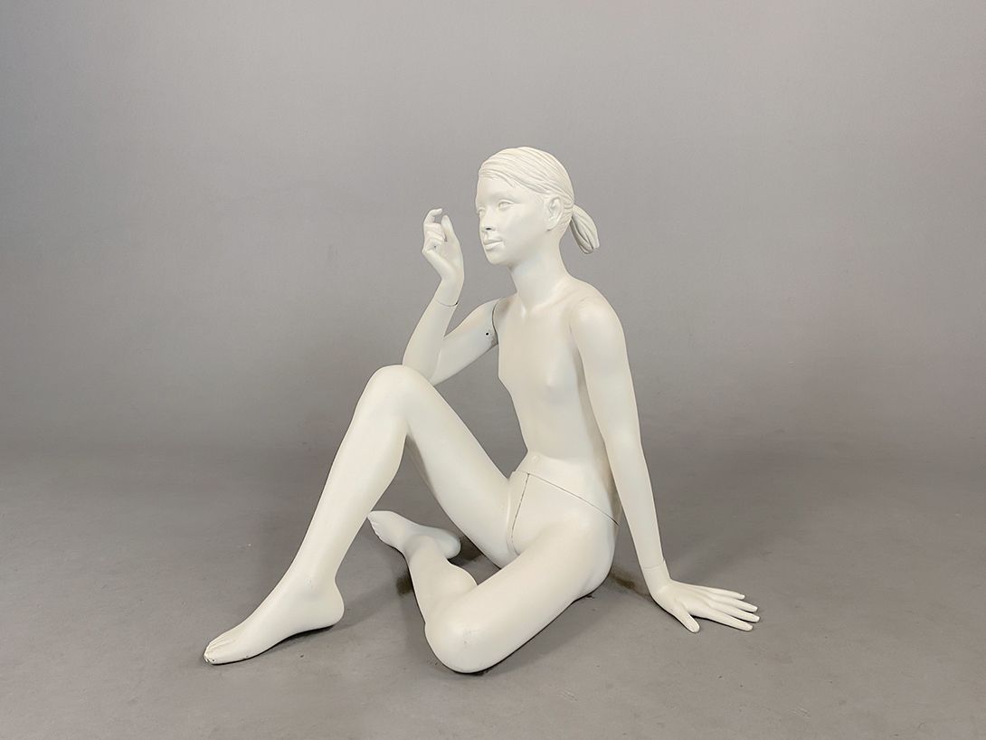 Foto Boy Mannequin Cross Legged h76