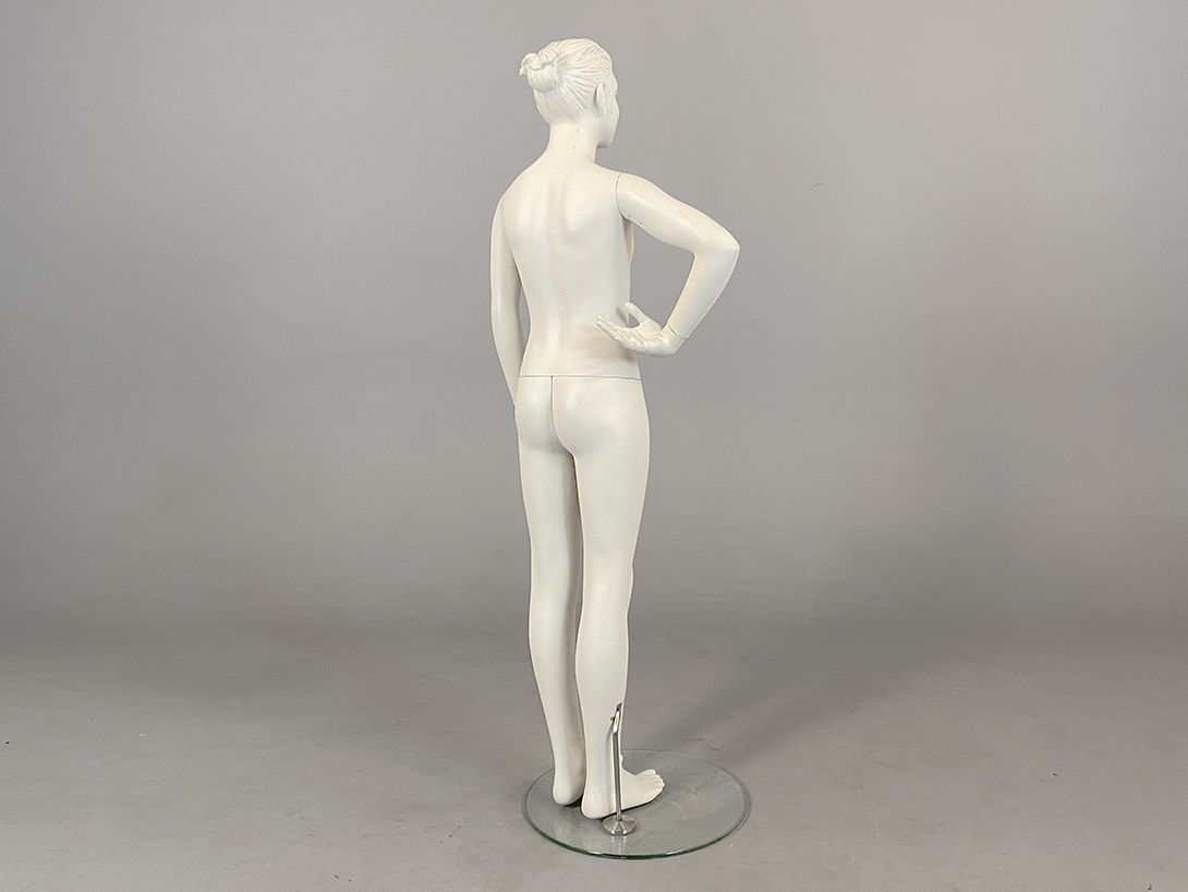 Foto Proud Girl Mannequin h144