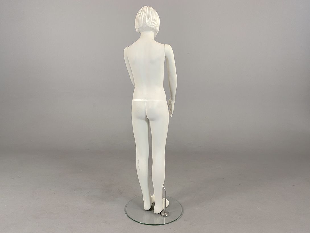 Foto Girl Mannequin with Stretching Arms h144