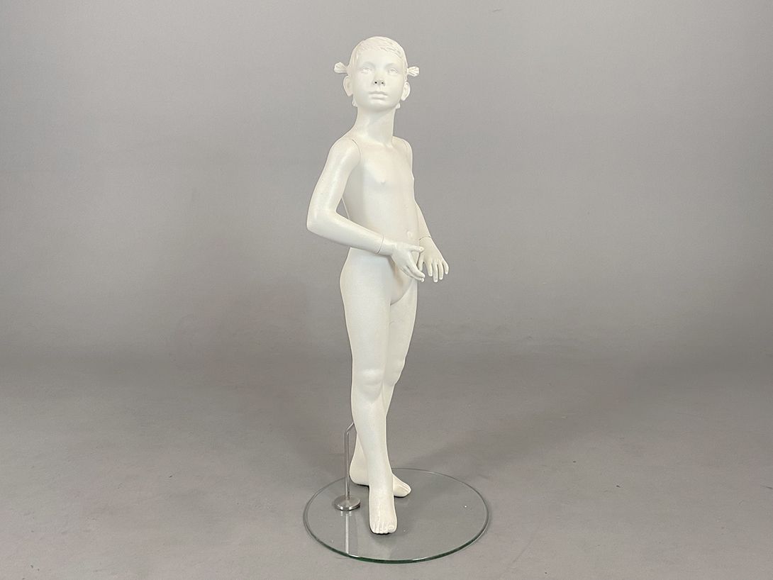 Foto Small Girl Mannequin h110