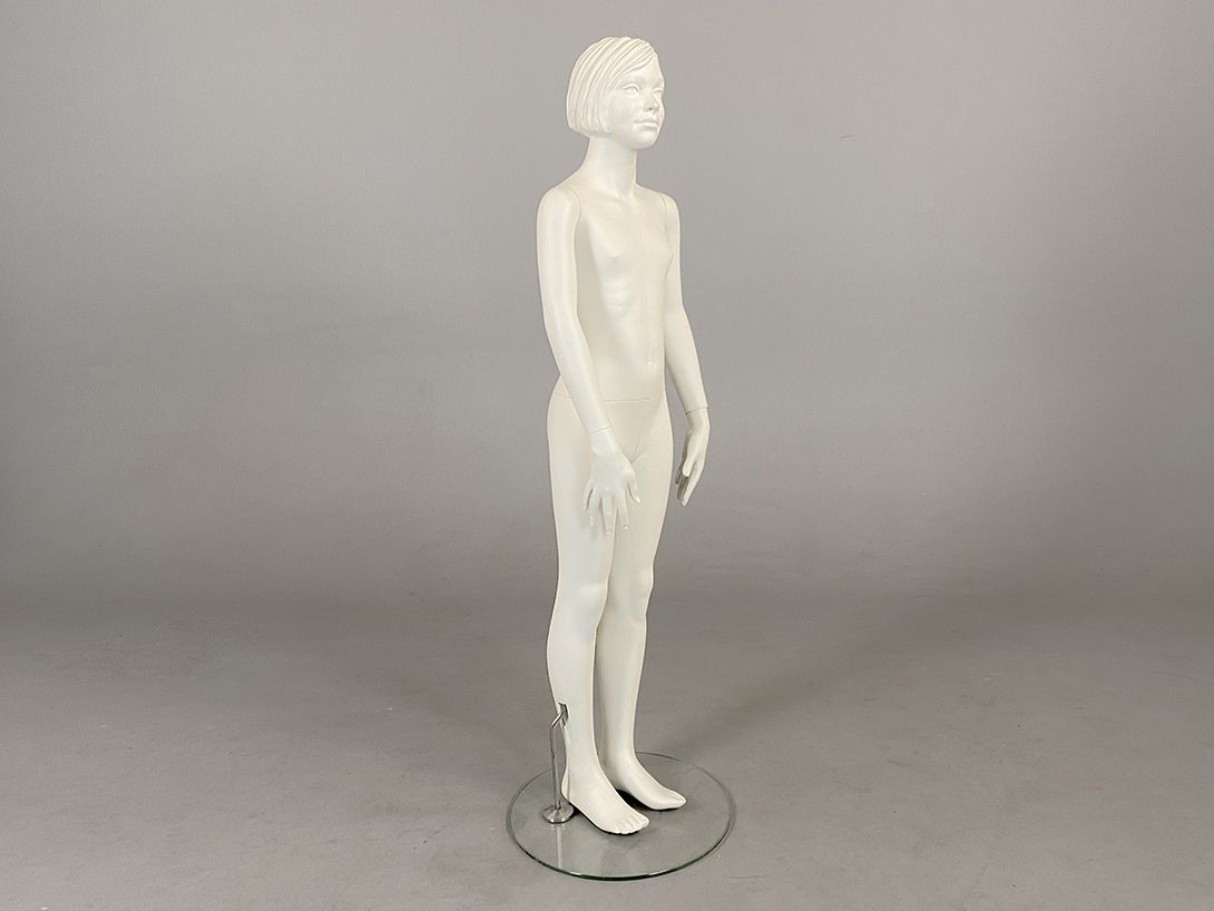 Foto Girl Erect Mannequin h142