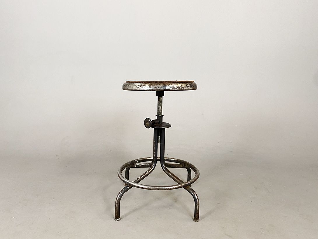 Foto Adjustable Industrial Stool h62