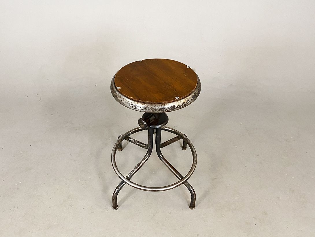 Foto Adjustable Industrial Stool h62