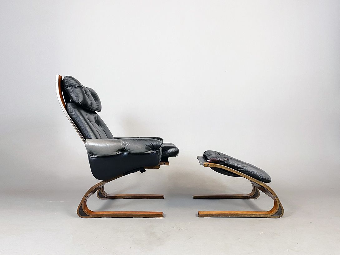 Foto Kengu Cantilever Leather Ottoman Black by Elsa &#038; Nordahl Solheim for Von Rykken &#038; Co
