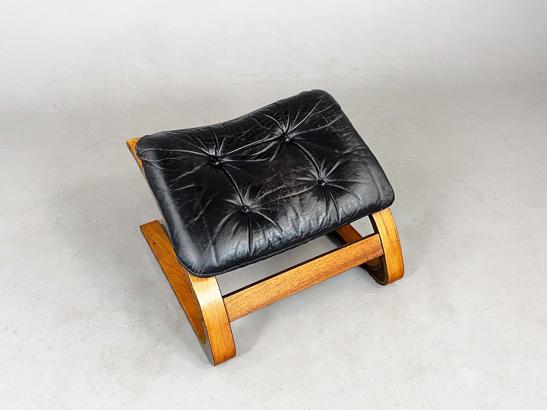 Foto Kengu Cantilever Leather Ottoman Black by Elsa &#038; Nordahl Solheim for Von Rykken &#038; Co
