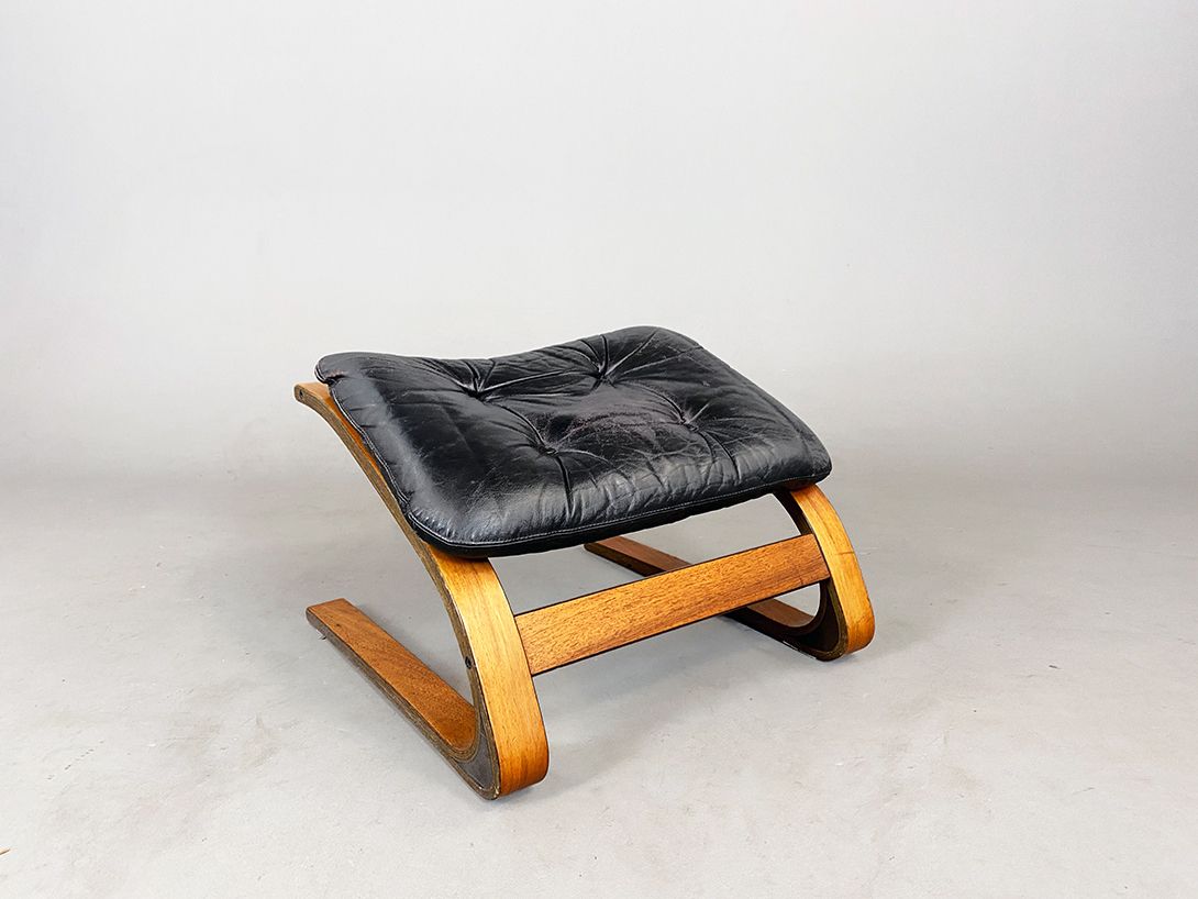 Foto Kengu Cantilever Leather Ottoman Black by Elsa &#038; Nordahl Solheim for Von Rykken &#038; Co