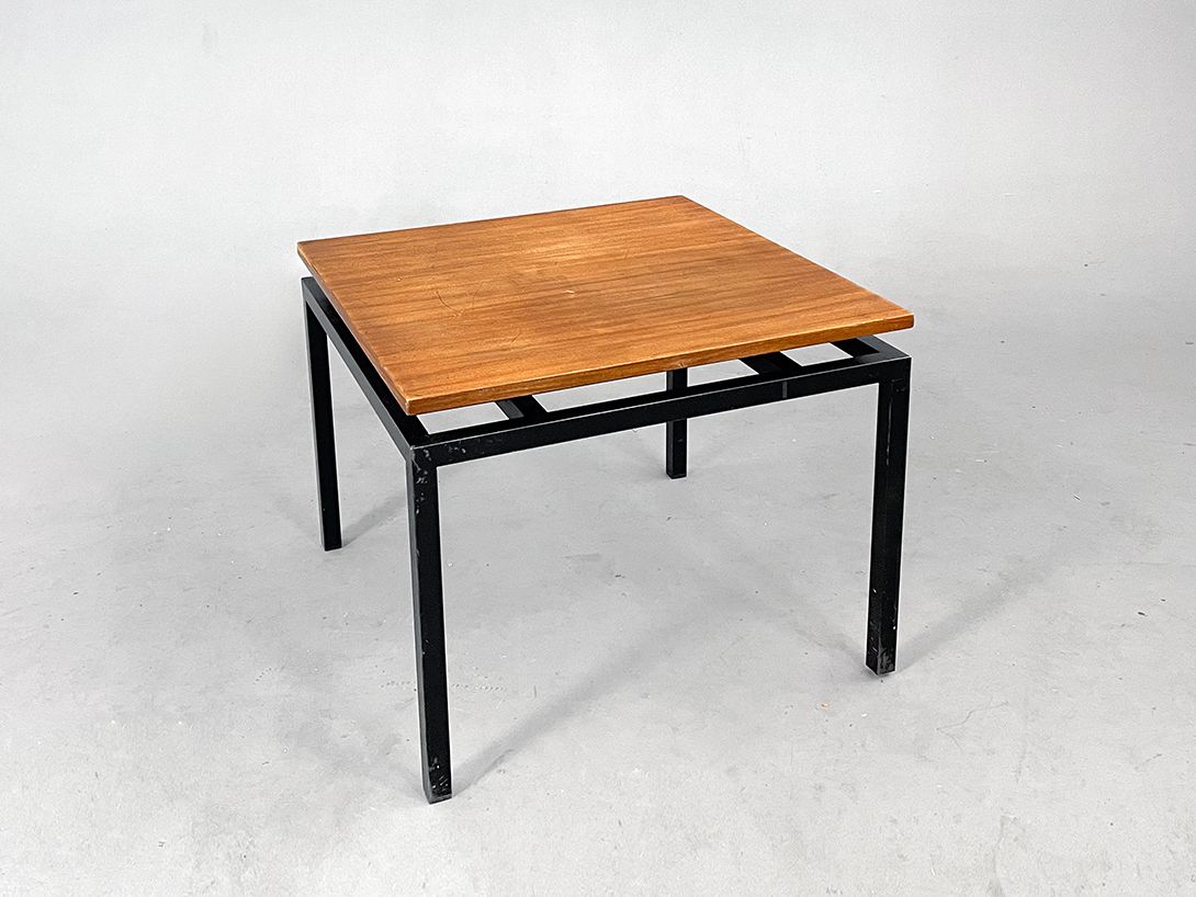 Foto Square Coffee Table with Lifted Wooden Surface h46