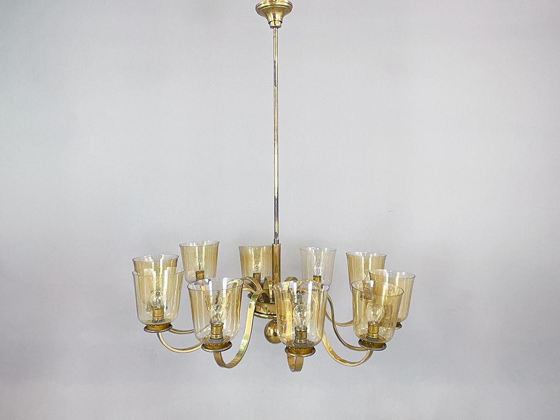 Foto Golden Chandelier with Glass Lampshades ø120