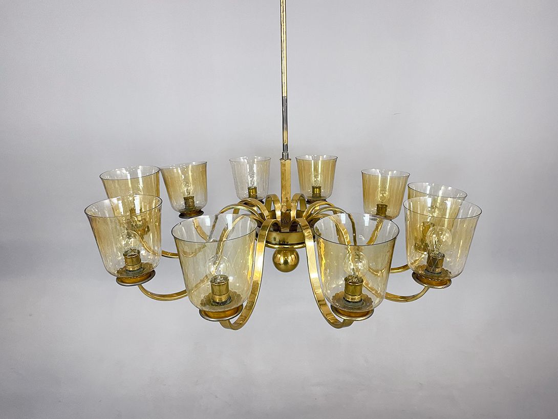 Foto Golden Chandelier with Glass Lampshades ø120