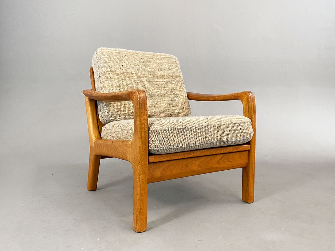 Foto Danish Teak Wood Armchair h80