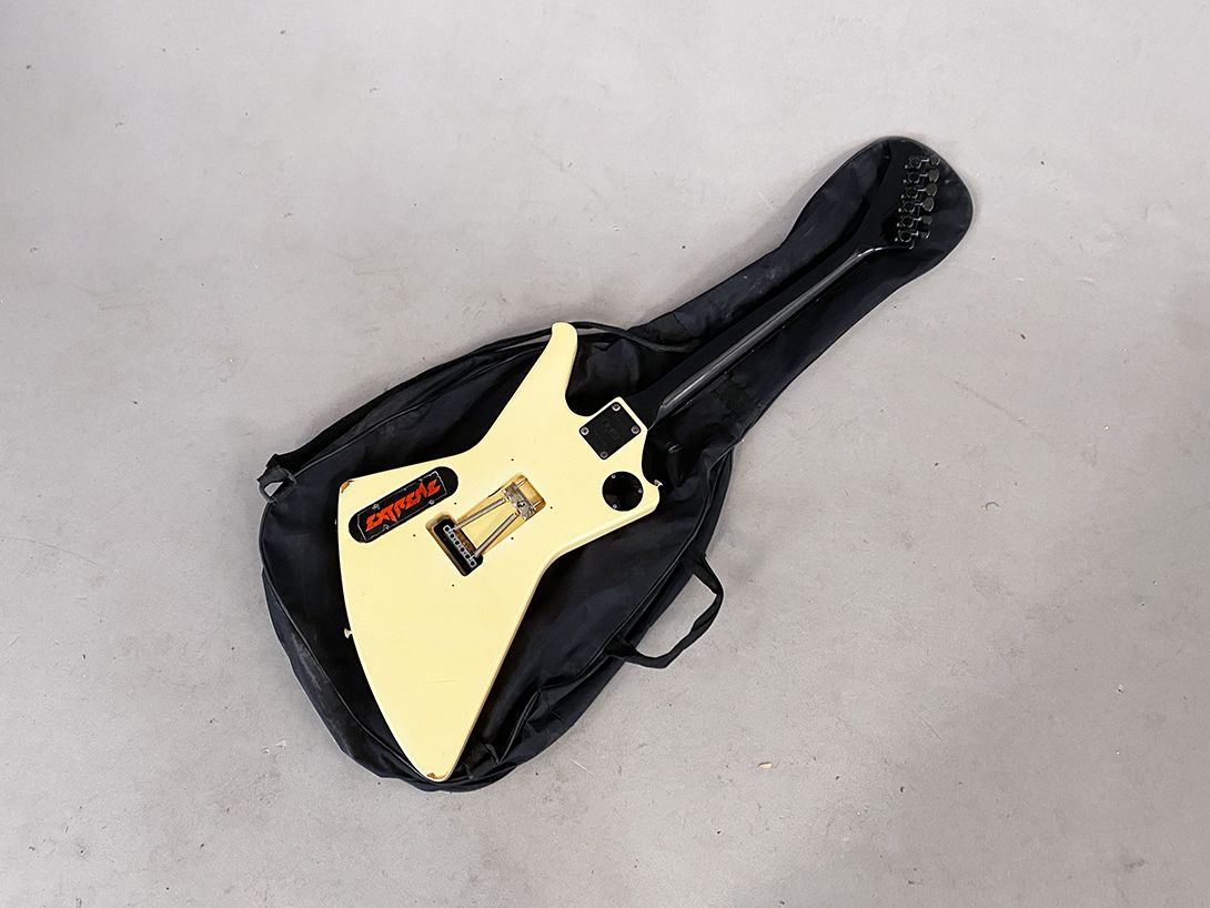 Foto Japanese Electric Guitar h110
