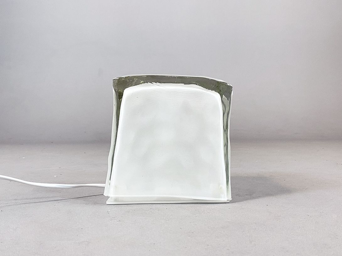 Foto Ice Cube Lamp h17 RE2
