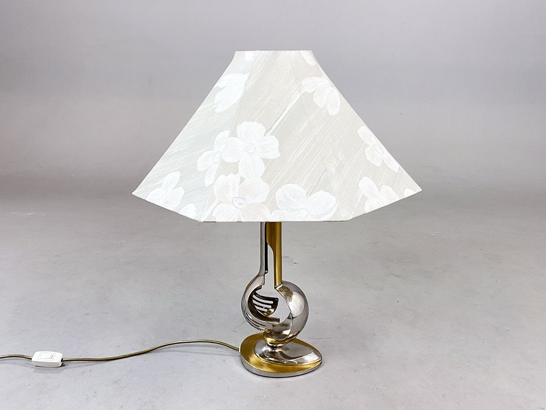 Foto Arty Curvy Brass and Chrome Table Lamp with Flower Shade h72
