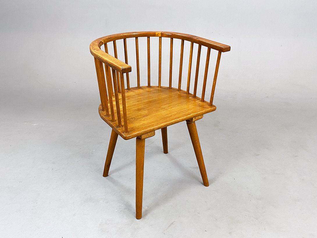 Foto Brown Wooden Tavern Chair Thuringia h74