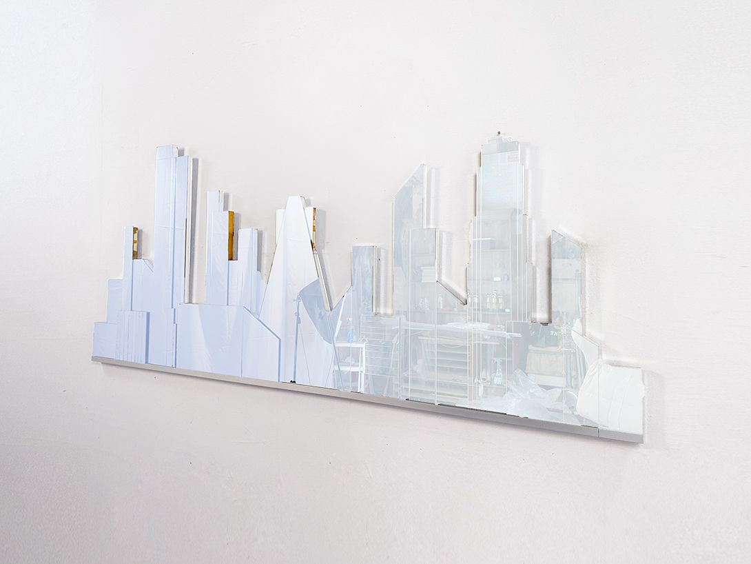 Foto Mirror in Form of a Skyline 90×210