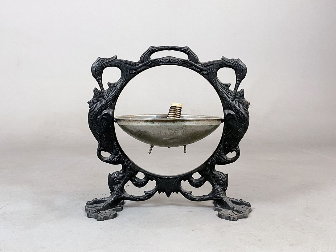 Foto Radiant Heater in Art Nouveau Cast Iron Shape h47
