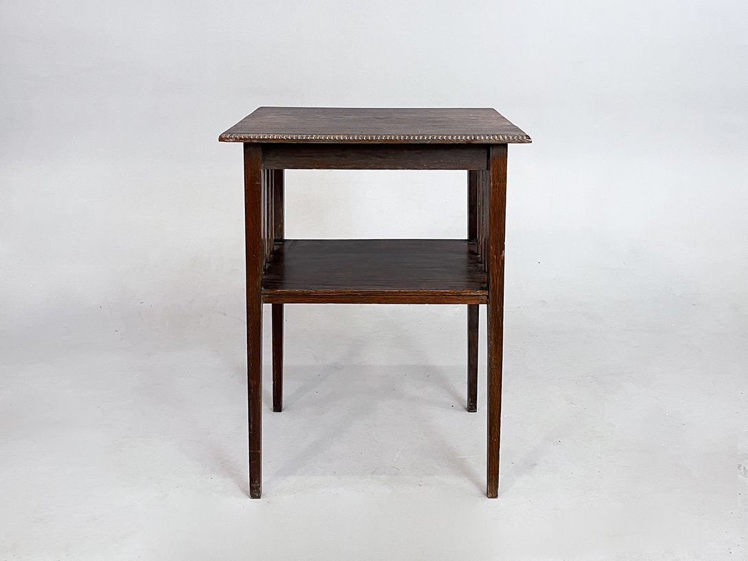 Foto Dark Wooden Side Table h76 h76x58x42