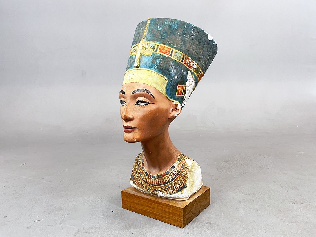 Foto Bust of Nofretete h55x24x28