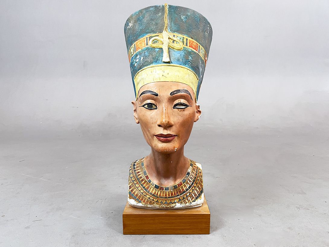Foto Bust of Nofretete h55x24x28