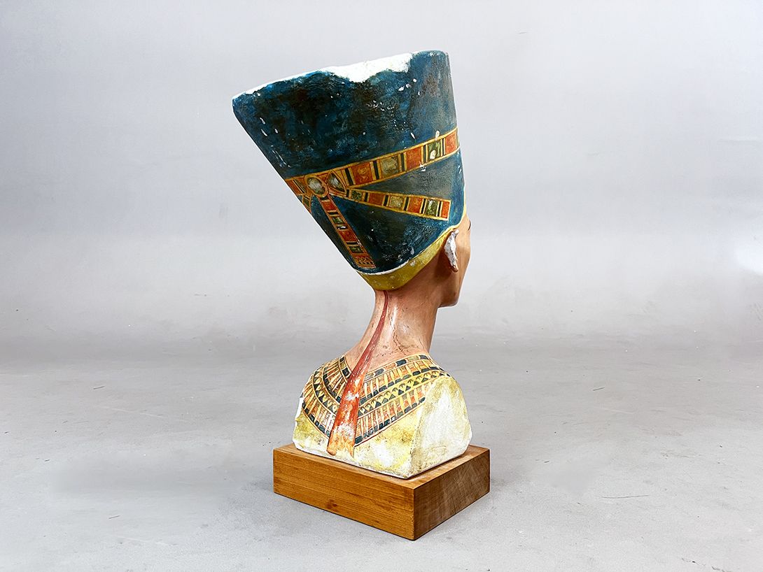 Foto Bust of Nofretete h55x24x28
