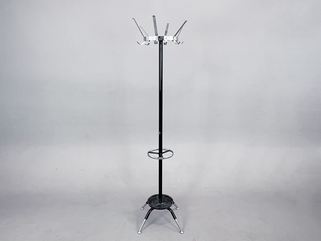 Foto Black Metal Coat Stand with Silver Top h180