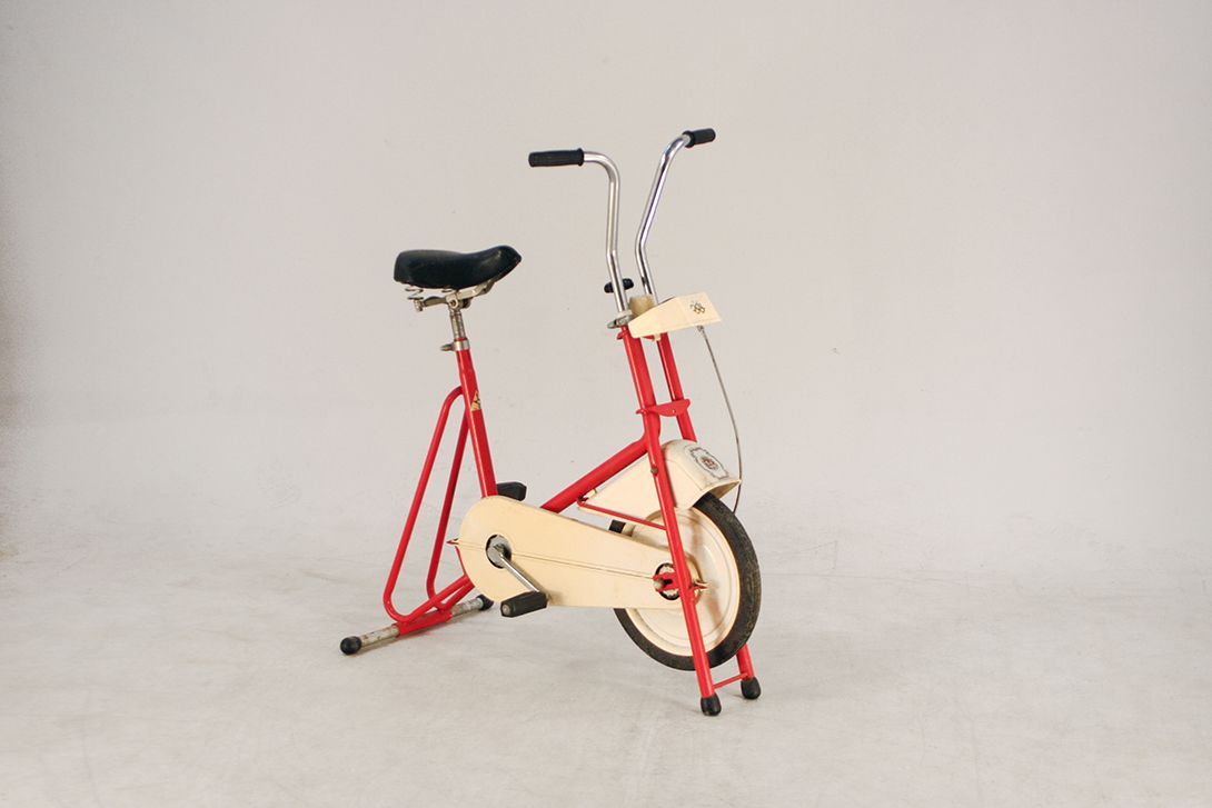Foto Red Hometrainer Kettler h110x52x90
