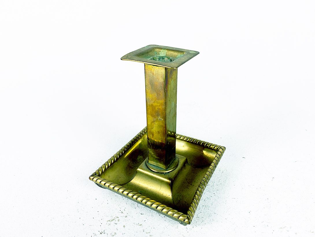 Foto Brass Candle Holder with Square Foot h17