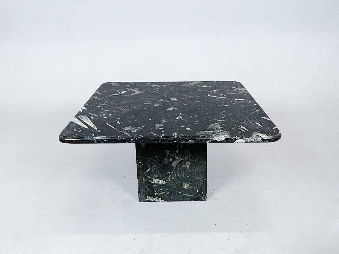 Foto Black Massive Marble Table h36x65x65