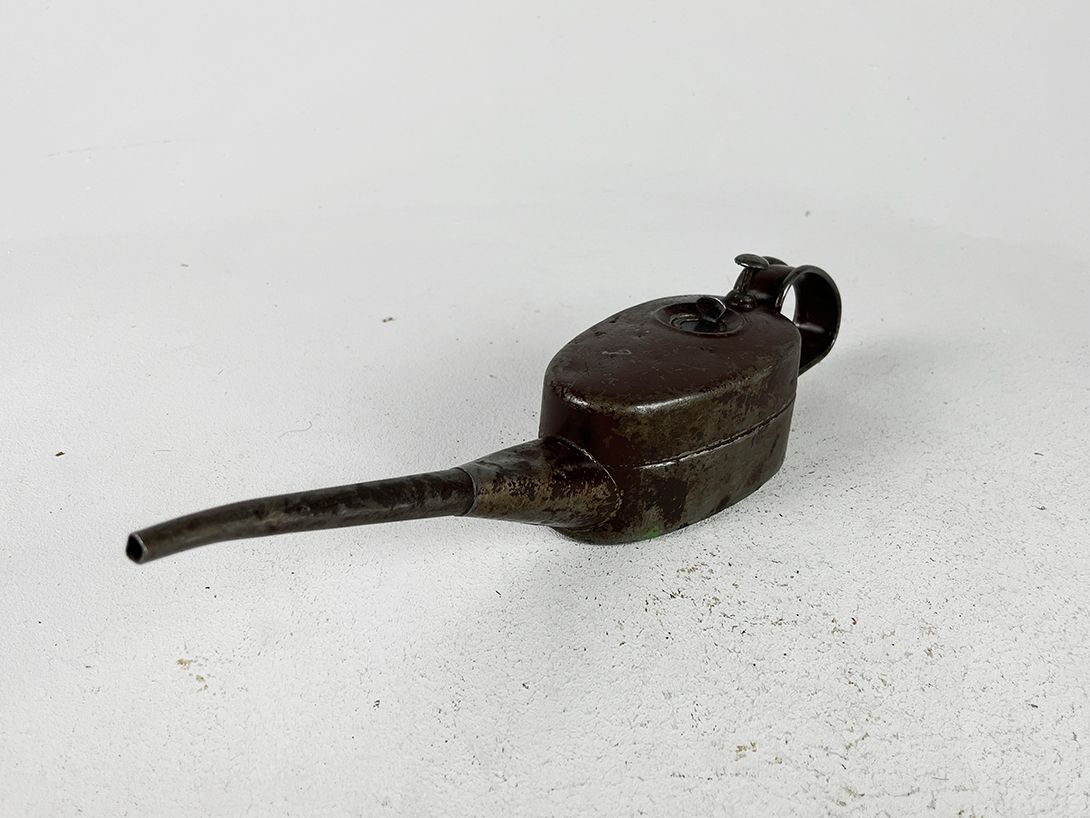Foto Rusty but charming Oil Can h9x38x8