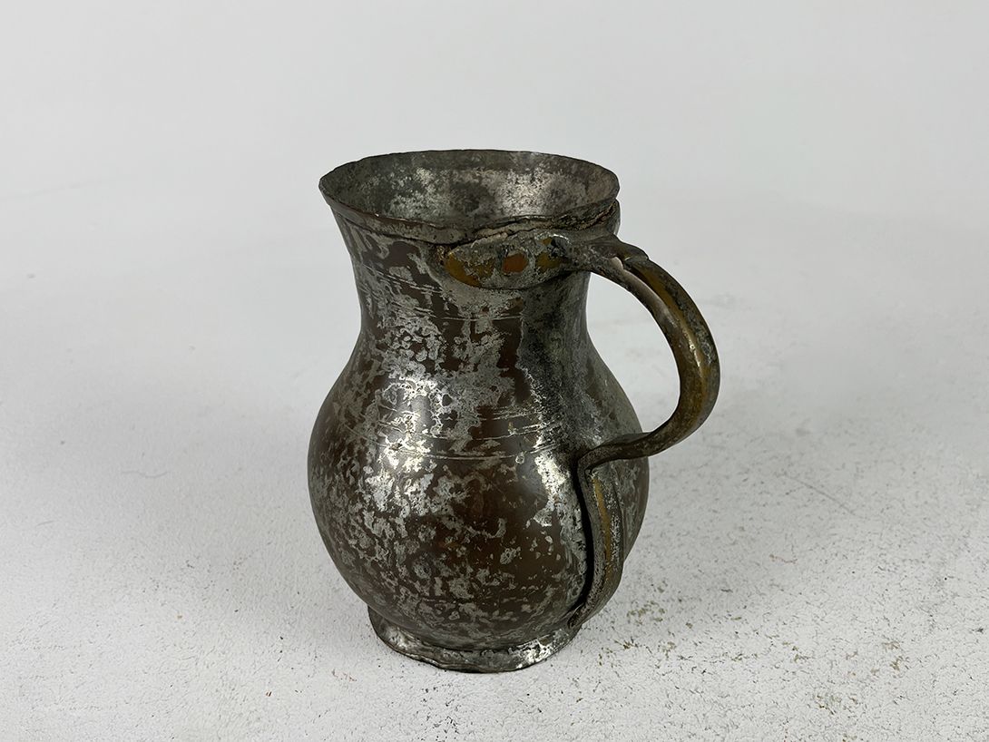 Foto Rustic Metal Jug h16x14