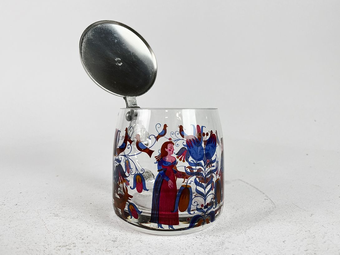 Foto Detailed Enchanted Glass Jug with Metal Lid h13x15x10
